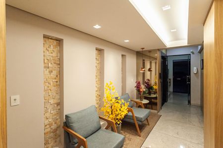 Apartamento à venda com 326m², 5 quartos e 5 vagas Apartamento à venda com 326m², 5 quartos e 5 vagasHall social