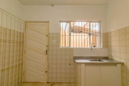 Casa para alugar com 70m², 2 quartos e 1 vaga