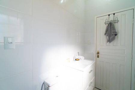 Banheiro da Suíte de casa para alugar com 3 quartos, 350m² em Mirandópolis, São Paulo