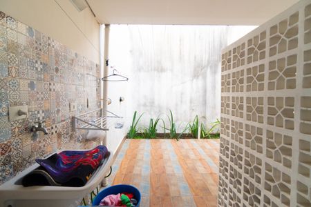 Área de Serviço de casa para alugar com 3 quartos, 350m² em Mirandópolis, São Paulo