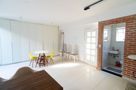 Escritório de casa para alugar com 3 quartos, 350m² em Mirandópolis, São Paulo