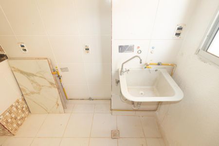 Apartamento para alugar com 44m², 2 quartos e 1 vaga Apartamento para alugar com 44m², 2 quartos e 1 vagaCozinha e Área de Serviço
