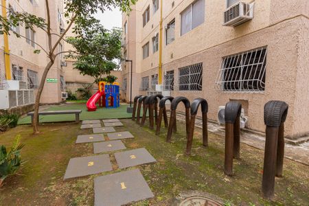 Apartamento para alugar com 44m², 2 quartos e 1 vaga Apartamento para alugar com 44m², 2 quartos e 1 vagaÁrea comum - Playground