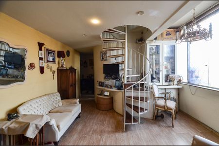 Apartamento à venda com 137m², 2 quartos e 2 vagasSala Ambientes