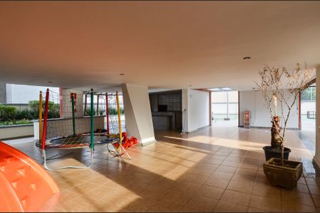 Apartamento à venda com 137m², 2 quartos e 2 vagasÁrea comum - Playground