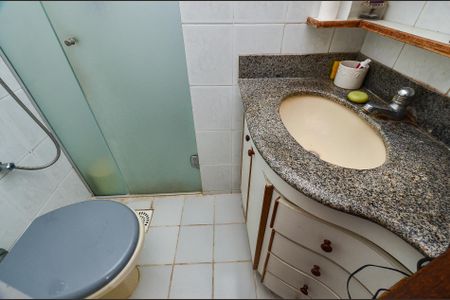 Apartamento à venda com 137m², 2 quartos e 2 vagasBanheiro Suíte