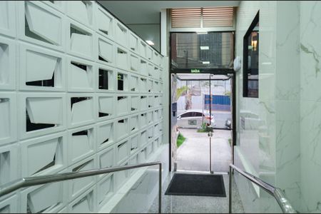 Apartamento à venda com 137m², 2 quartos e 2 vagasEntrada