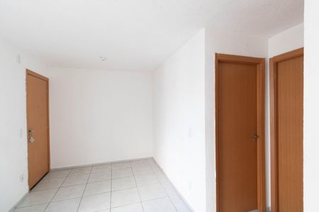 Sala de apartamento para alugar com 2 quartos, 45m² em Paciência, Rio de Janeiro