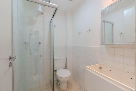 Banheiro de apartamento para alugar com 1 quarto, 50m² em Consolação, São Paulo