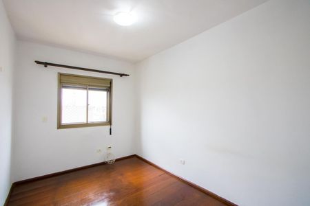 Apartamento à venda com 168m², 4 quartos e 2 vagas Apartamento à venda com 168m², 4 quartos e 2 vagasQuarto 2 - Suíte