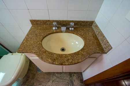 Apartamento à venda com 168m², 4 quartos e 2 vagas Apartamento à venda com 168m², 4 quartos e 2 vagasBanheiro do quarto 3