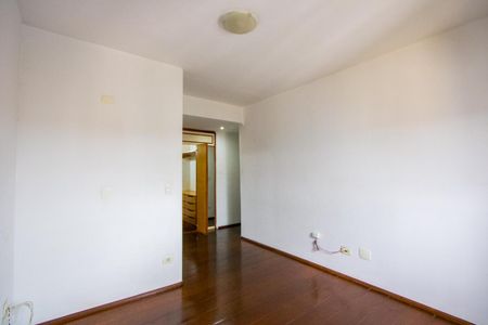 Apartamento à venda com 168m², 4 quartos e 2 vagas Apartamento à venda com 168m², 4 quartos e 2 vagasQuarto 1 - Suíte
