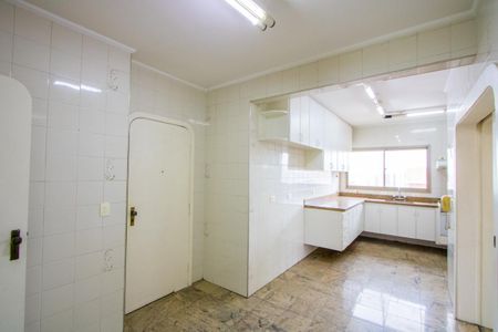 Apartamento à venda com 168m², 4 quartos e 2 vagas Apartamento à venda com 168m², 4 quartos e 2 vagasCopa/Cozinha