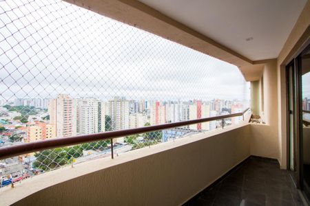 Apartamento à venda com 168m², 4 quartos e 2 vagas Apartamento à venda com 168m², 4 quartos e 2 vagasVaranda da sala