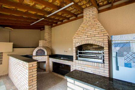 Apartamento à venda com 168m², 4 quartos e 2 vagas Apartamento à venda com 168m², 4 quartos e 2 vagasÁrea comum - Churrasqueira