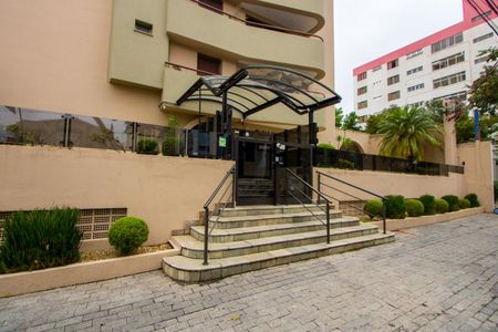 Apartamento à venda com 168m², 4 quartos e 2 vagas Apartamento à venda com 168m², 4 quartos e 2 vagasFachada