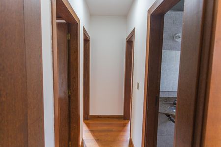 Apartamento à venda com 100m², 3 quartos e 1 vaga Apartamento à venda com 100m², 3 quartos e 1 vagaCorredor