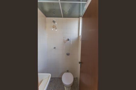 Apartamento à venda com 100m², 3 quartos e 1 vaga Apartamento à venda com 100m², 3 quartos e 1 vagaBanheiro de serviço
