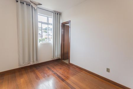 Apartamento à venda com 100m², 3 quartos e 1 vaga Apartamento à venda com 100m², 3 quartos e 1 vagaSuíte