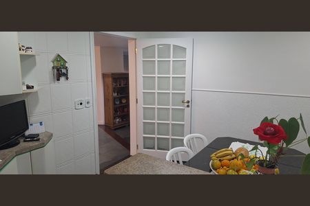 Casa de condomínio à venda com 435m², 4 quartos e 6 vagasCozinha