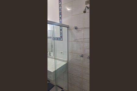 Casa de condomínio à venda com 435m², 4 quartos e 6 vagasSuite2  - Banheiro