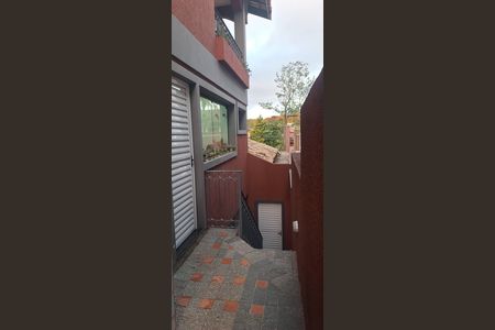 Casa de condomínio à venda com 435m², 4 quartos e 6 vagasQuintal - Corredor Lateral