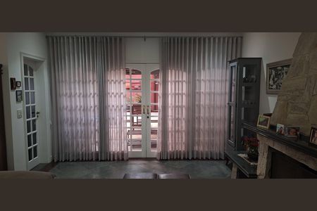 Sala de Estar de casa de condomínio à venda com 4 quartos, 435m² em Morada dos Pinheiros (aldeia da Serra), Barueri