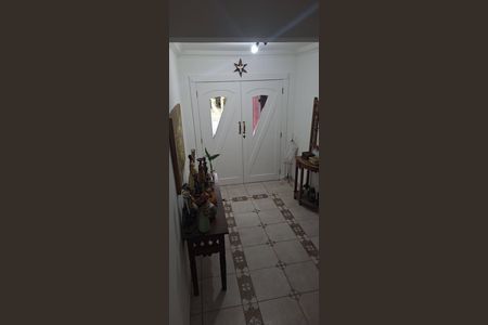 Casa de condomínio à venda com 435m², 4 quartos e 6 vagasHall