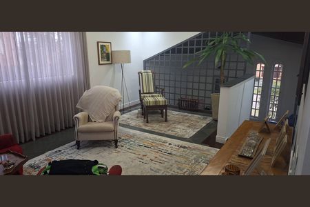 Sala de Intima de casa de condomínio à venda com 4 quartos, 435m² em Morada dos Pinheiros (aldeia da Serra), Barueri