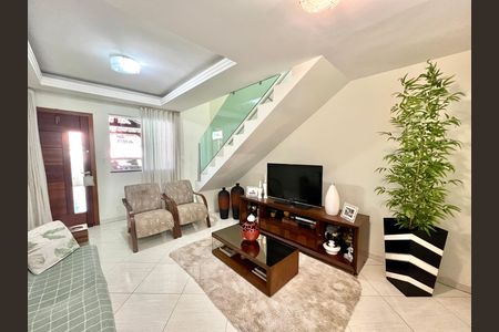 Casa para alugar com 2 quartos, 106m² em Vila Jardim Leblon, Belo Horizonte