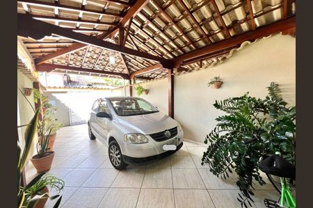 Casa à venda com 106m², 2 quartos e 2 vagas