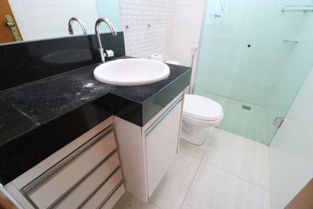 Apartamento para alugar com 70m², 2 quartos e 1 vagaBanheiro do Quarto 2