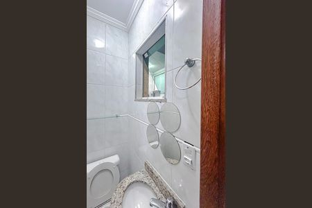 Casa de condomínio à venda com 141m², 3 quartos e 1 vagaLavabo