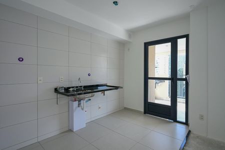 Apartamento para alugar com 105m², 2 quartos e 2 vagasCozinha