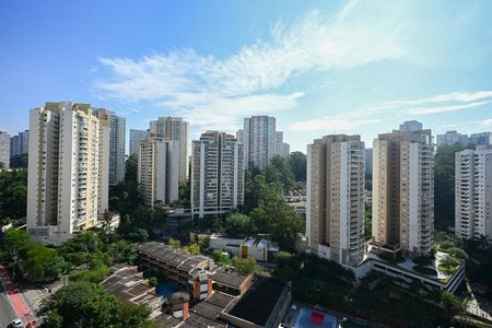 Apartamento para alugar com 105m², 2 quartos e 2 vagasVista