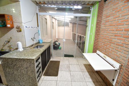 Casa para alugar com 200m², 3 quartos e 2 vagasCozinha