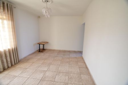 Casa para alugar com 200m², 3 quartos e 2 vagasSala 2