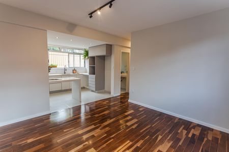 Apartamento à venda com 73m², 2 quartos e 2 vagas Apartamento à venda com 73m², 2 quartos e 2 vagasSala