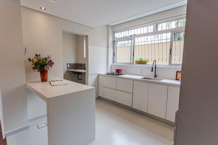 Apartamento à venda com 73m², 2 quartos e 2 vagas Apartamento à venda com 73m², 2 quartos e 2 vagasCozinha