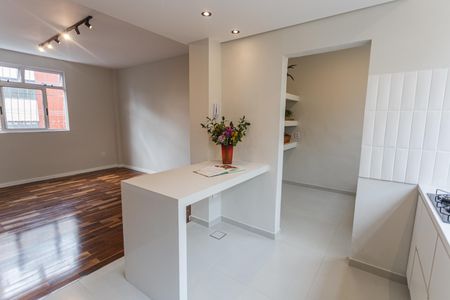 Apartamento à venda com 73m², 2 quartos e 2 vagas Apartamento à venda com 73m², 2 quartos e 2 vagasCozinha