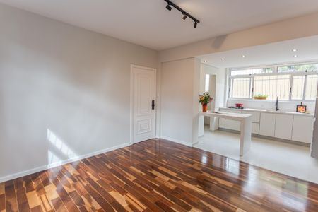 Apartamento à venda com 73m², 2 quartos e 2 vagas Apartamento à venda com 73m², 2 quartos e 2 vagasSala