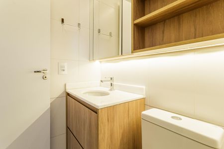 Apartamento para alugar com 26m², 1 quarto e 1 vaga Apartamento para alugar com 26m², 1 quarto e 1 vagaBanheiro da Suíte