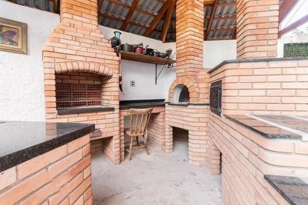 Casa à venda com 500m², 5 quartos e 4 vagas