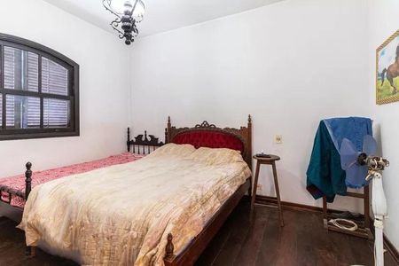 Casa à venda com 500m², 5 quartos e 4 vagas