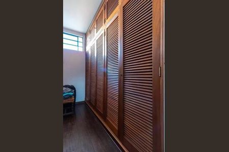 Casa à venda com 500m², 5 quartos e 4 vagas
