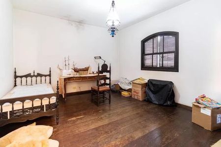 Casa à venda com 500m², 5 quartos e 4 vagas