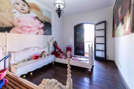 Casa à venda com 500m², 5 quartos e 4 vagas