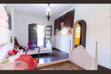 Casa à venda com 500m², 5 quartos e 4 vagas