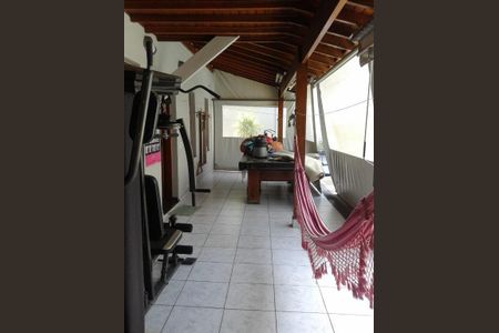 Casa à venda com 5 quartos, 395m² em Adalgisa, Osasco