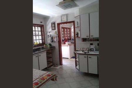 Casa à venda com 395m², 5 quartos e 6 vagas
